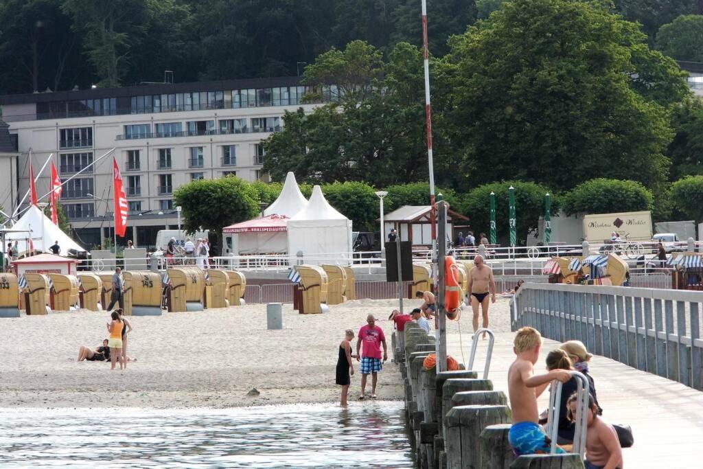 Traveloge Mit Schwimmbad Und Sauna Lubeck Ngoại thất bức ảnh